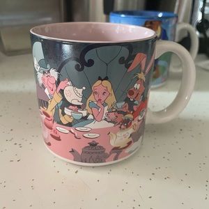 🍄2/$10 Disney Alice in Wonderland Mug
